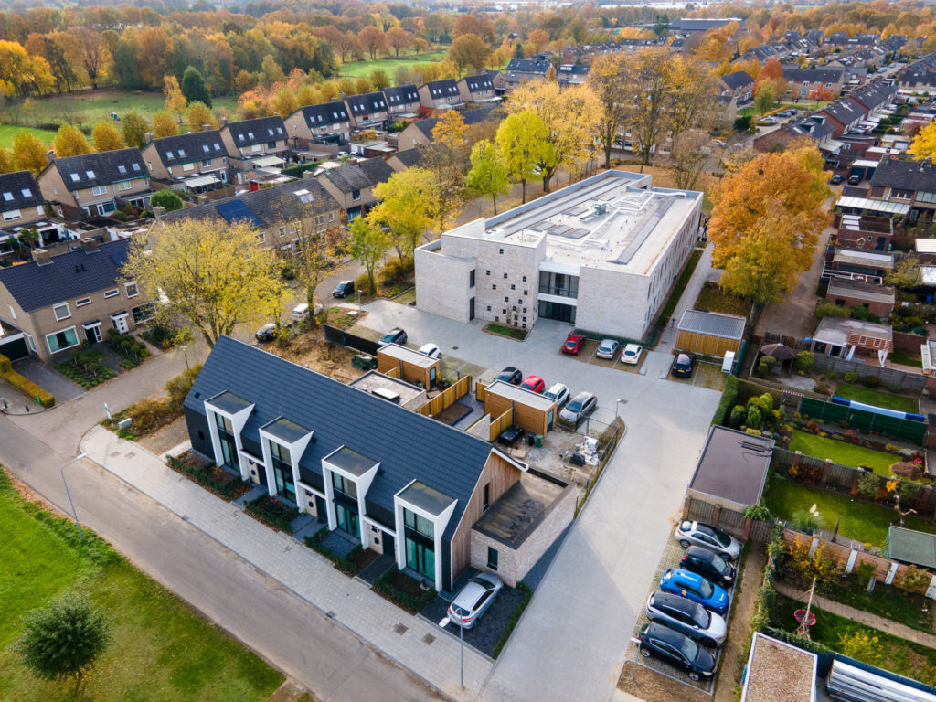 woonzorgcomplex en 4 LLB woningen Belfeld Van der Heijden bouw en ontwikkeling